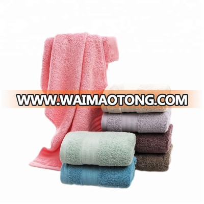 A grade 5 star white 100% egyptian cotton dobby hotel towels